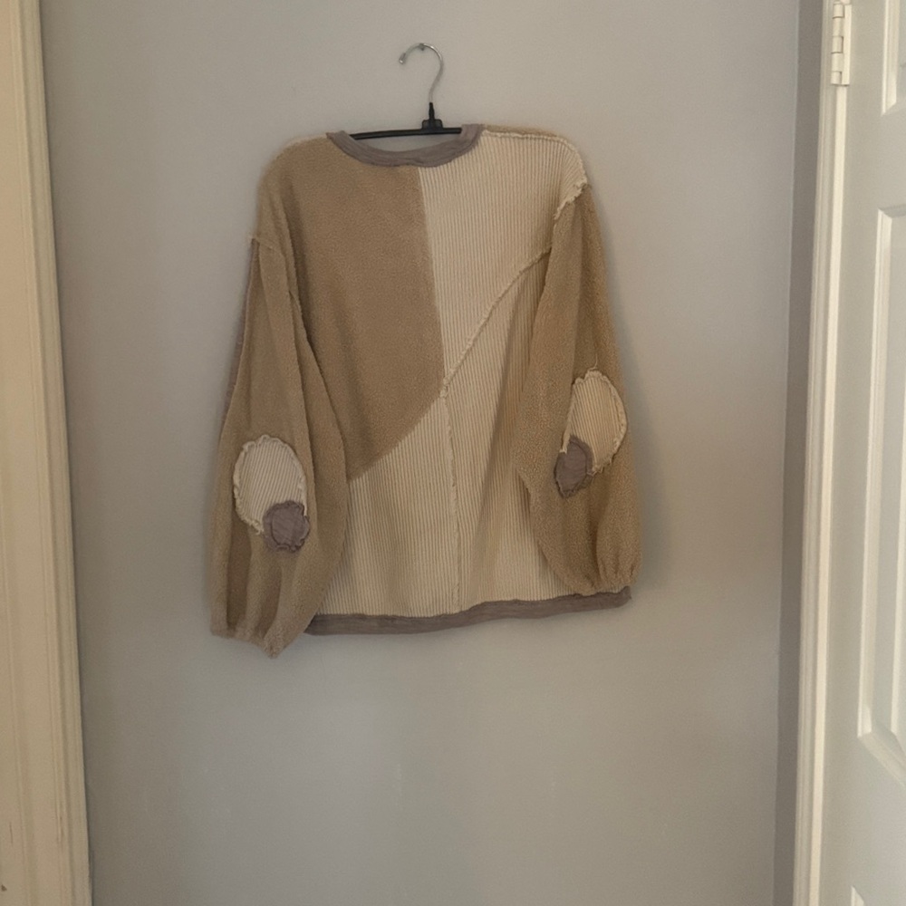POL Beige and Gray Patchwork Sweatshirt - Picture 2 of 2